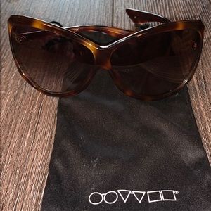Oliver Peoples ‘Heroine’ Tortoise Sunglasses